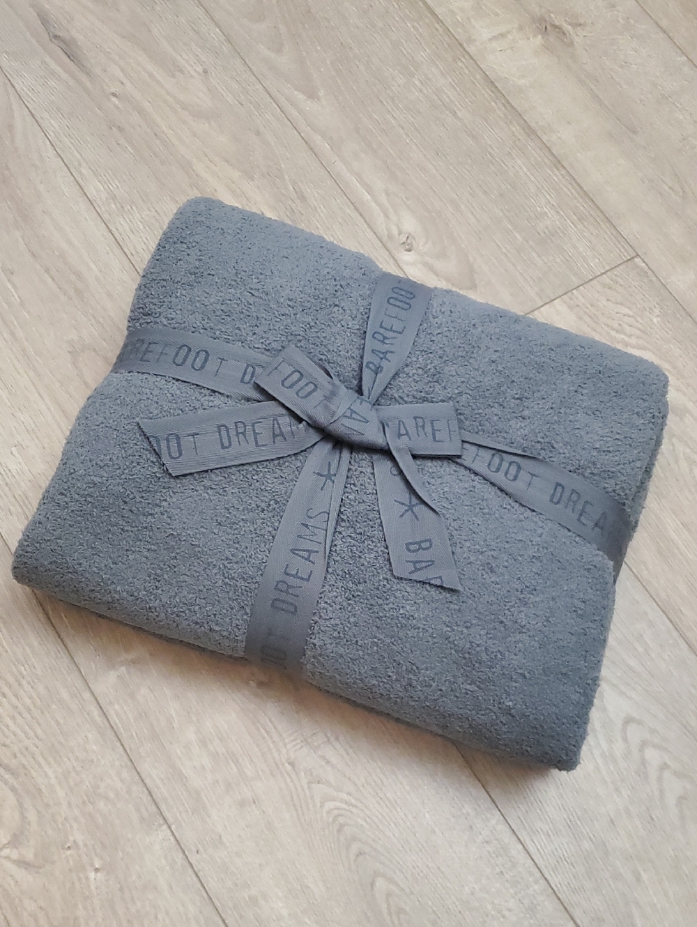 Barefoot Dreams CozyChic Stacked Rib Border Blanket Throw Dolphin Blue NEW